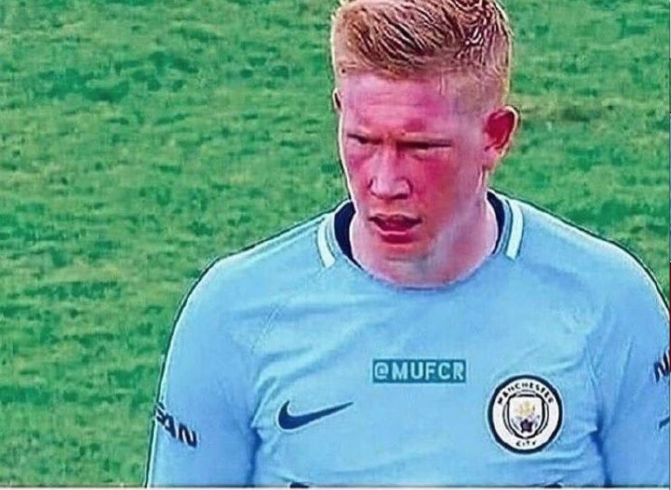 为什么棒球服的细条纹设计能显高大