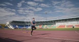 赌博引发的社会问题：从信用崩溃到犯罪率激增的深度思考。（赌博的社会代价：从信用体系瓦解到犯罪率飙升的深入剖析）